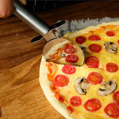Non-Stick Round Pizza Pan - side view